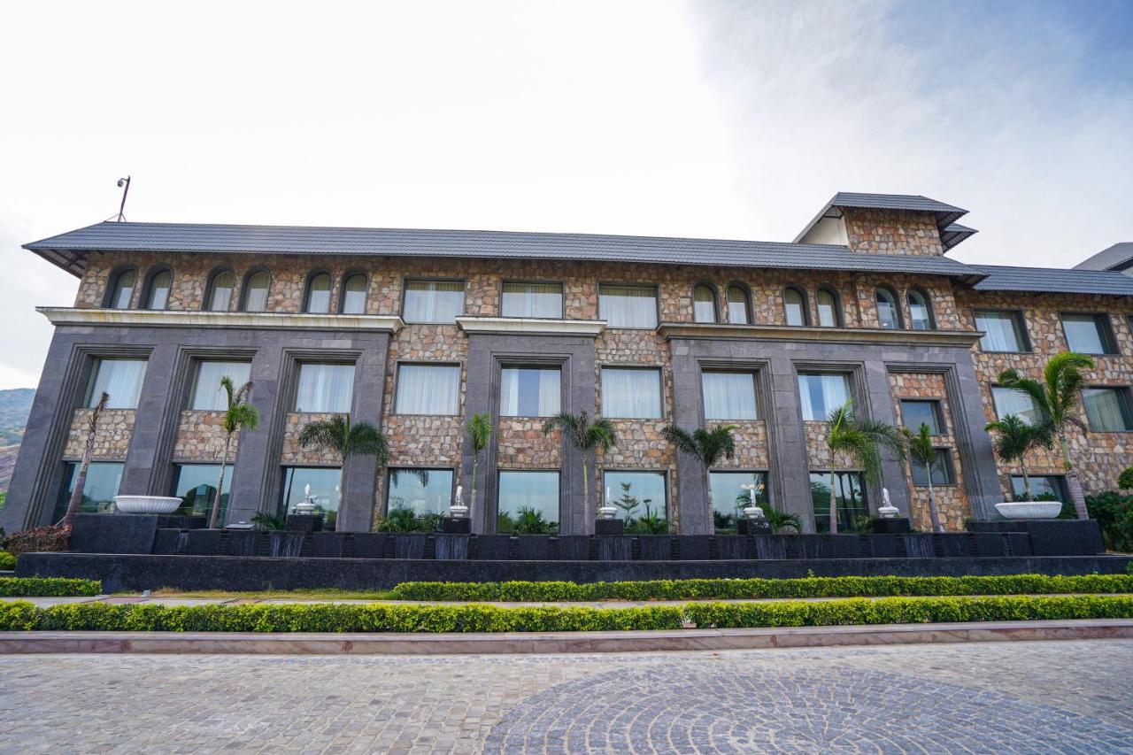 Pushkara Resort And Spa Exterior photo
