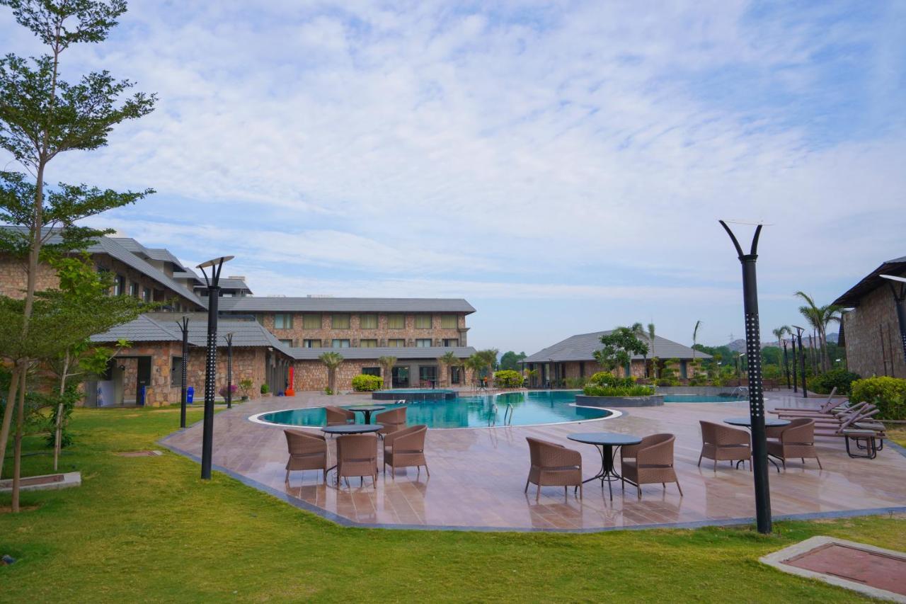 Pushkara Resort And Spa Exterior photo