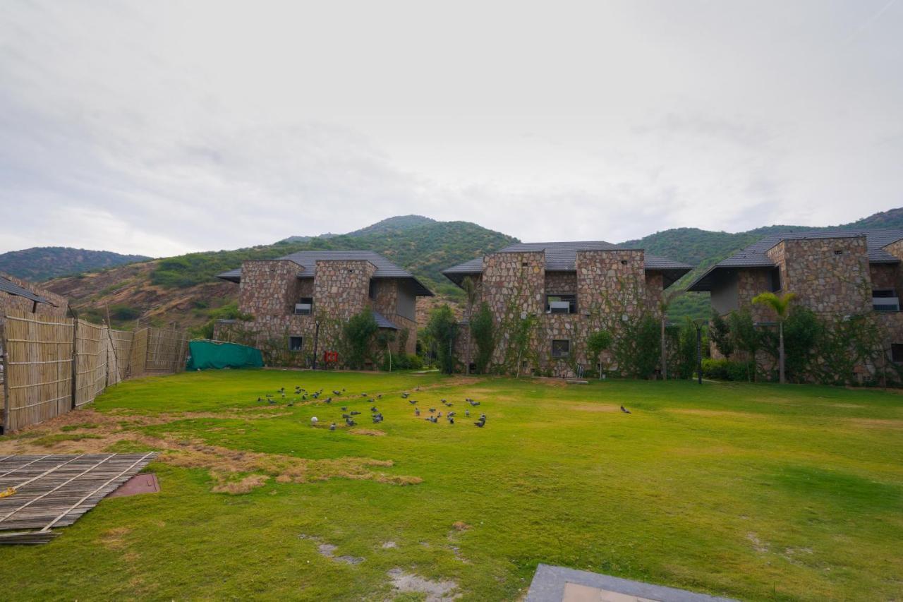 Pushkara Resort And Spa Exterior photo